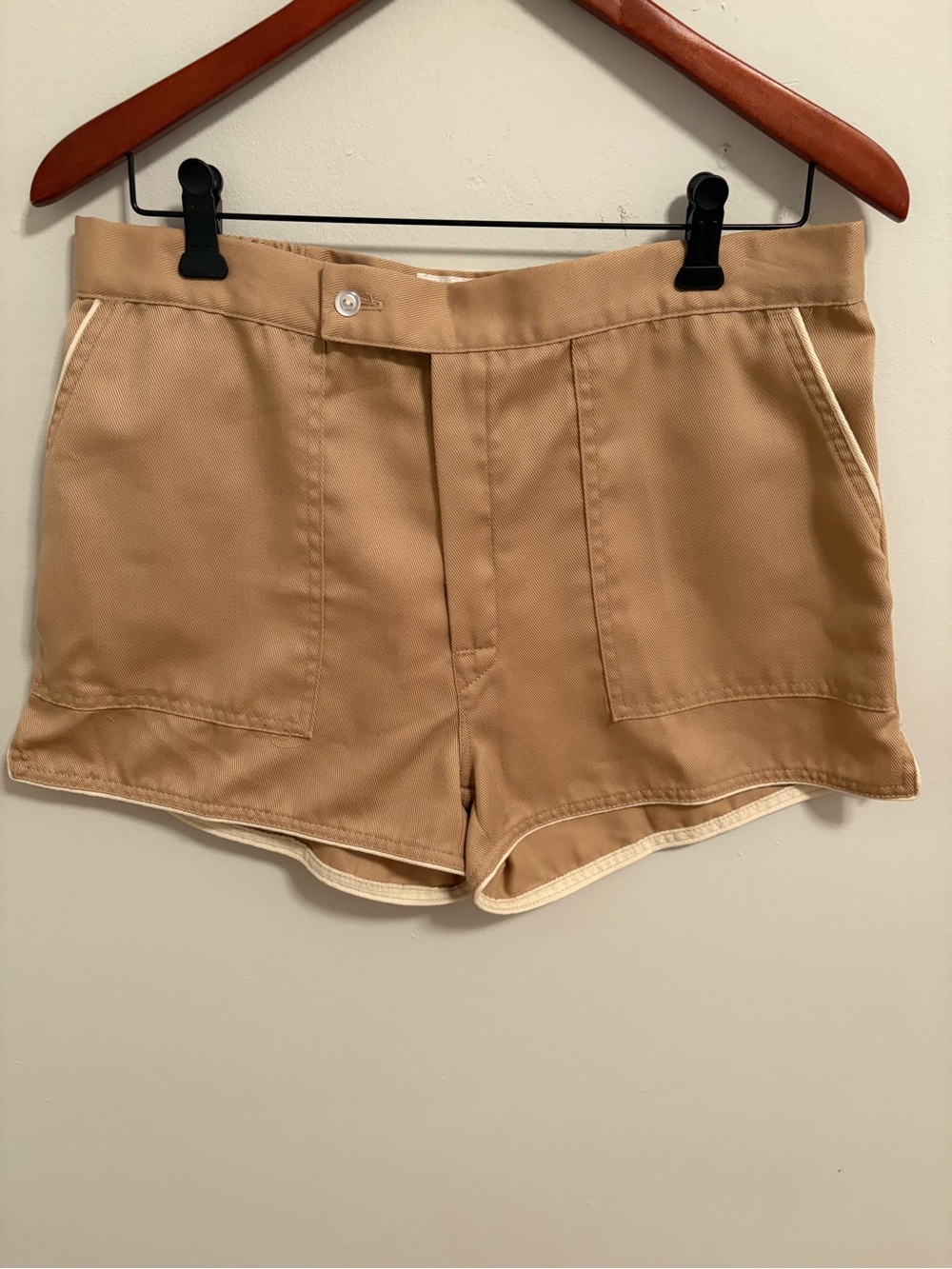 Vintage Catalina Khaki Tennis Shorts size M 36 and W12-14